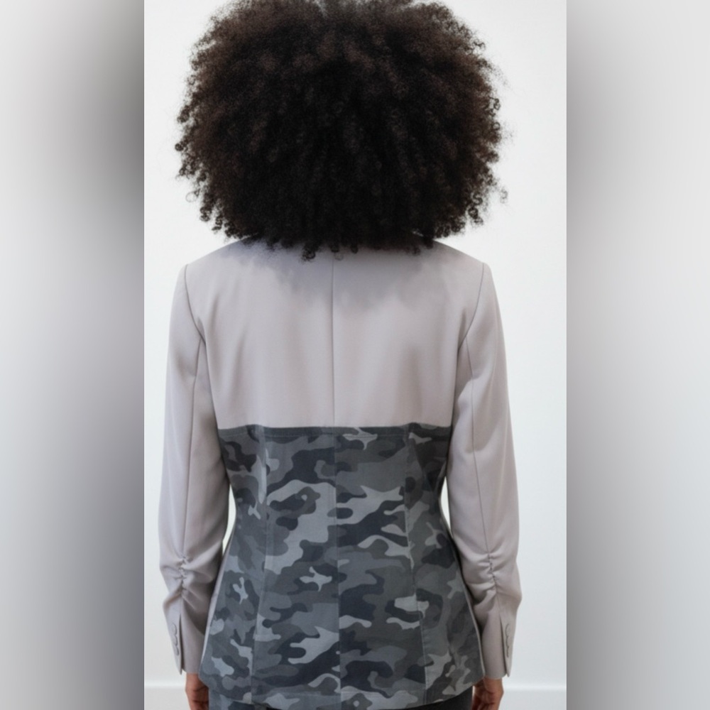 Upcycled Gray camo Patchwork zip back Blazer size… - image 3